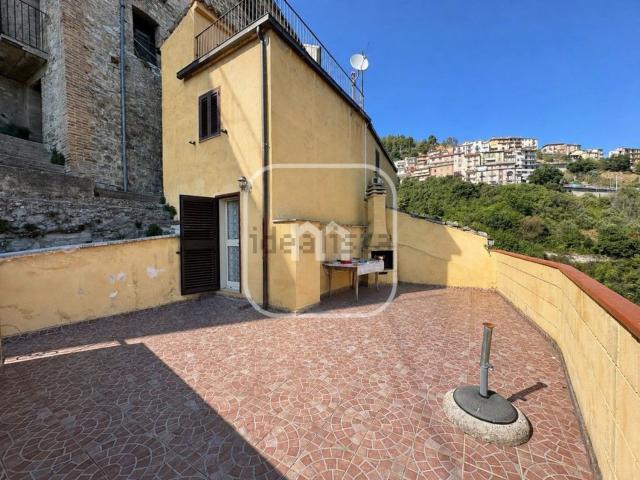 Villetta indipendente in vendita di 150 m² in Via Fontanelle