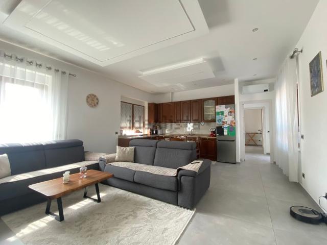 Villetta indipendente in vendita di 150 m² in Via Flora, 46