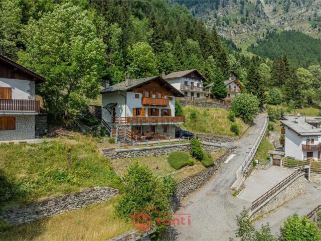 Villetta indipendente in vendita di 150 m² in Via Fraciscio