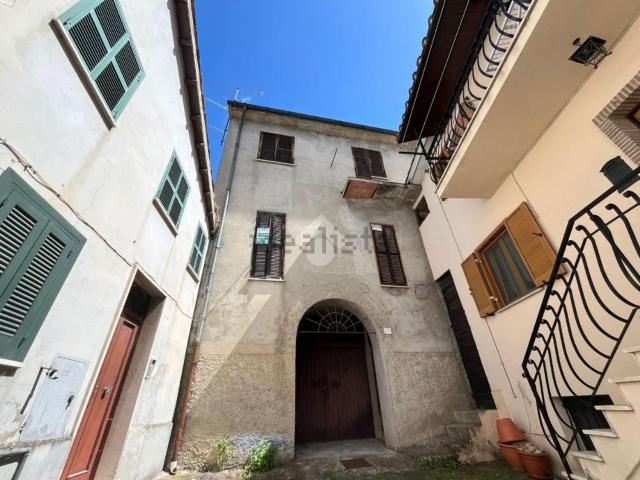 Villetta indipendente in vendita di 150 m² in Via Fratelli Cosmati