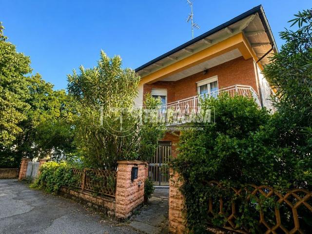 Villetta indipendente in vendita di 150 m² in Via Fratelli Bandiera, 133