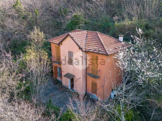 Villetta indipendente in vendita di 150 m² in Via IV Novembre, 2