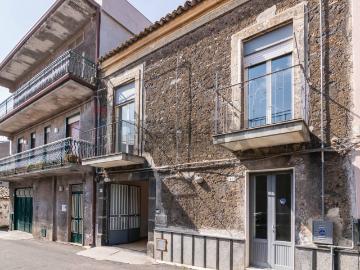 Villetta indipendente in vendita di 150 m² in Via IV Retta di Ponente, 67