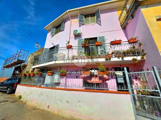 Villetta indipendente in vendita di 150 m² in Via Lava Troia, 16
