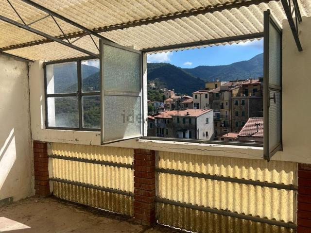 Villetta indipendente in vendita di 150 m² in Via Miramonti