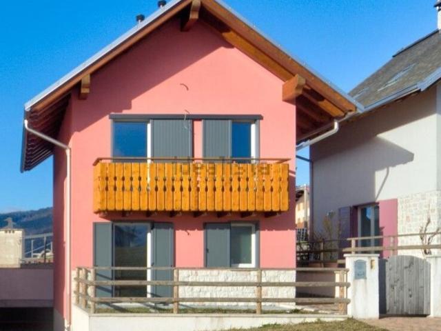 Villetta indipendente in vendita di 150 m² in Via Muraro
