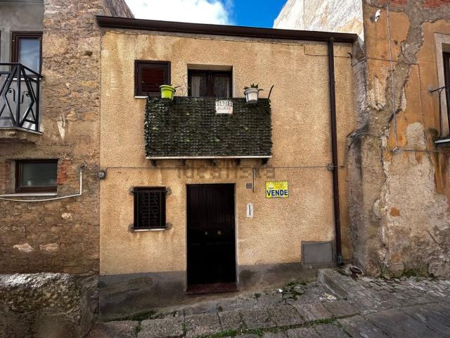 Villetta indipendente in vendita di 150 m² in Via Notararigo, 55