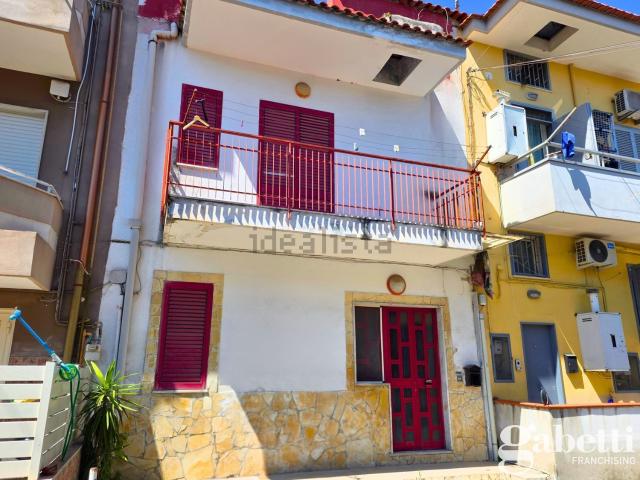 Villetta indipendente in vendita di 150 m² in Via Nazionale delle Puglie