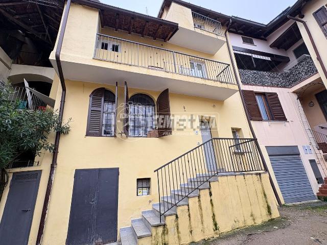 Villetta indipendente in vendita di 150 m² in Via Nazionale, 13