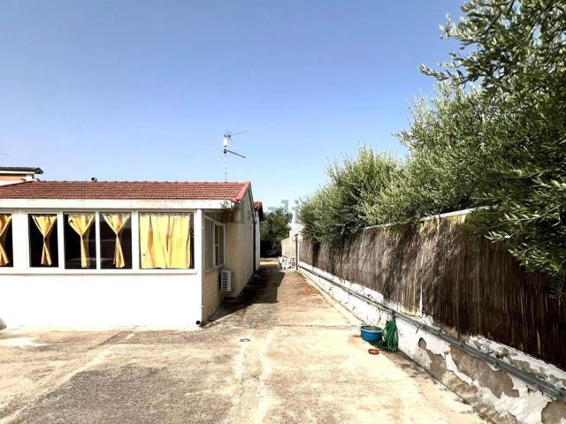 Villetta indipendente in vendita di 150 m² in Via Napoli