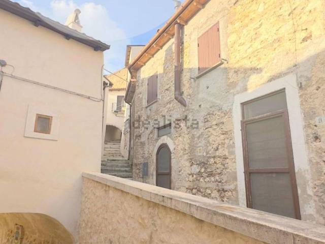 Villetta indipendente in vendita di 150 m² in Via S. Maria