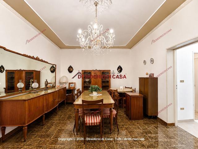 Villetta indipendente in vendita di 150 m² in Via Salemi, 222