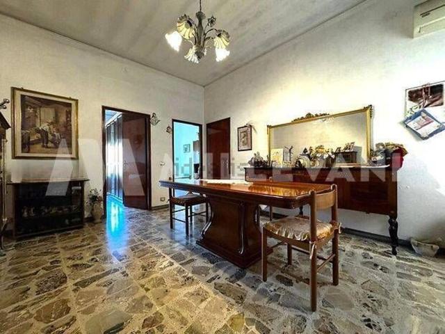 Villetta indipendente in vendita di 150 m² in Via San Nicolò, 146