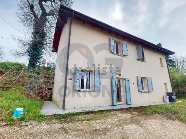 Villetta indipendente in vendita di 150 m² in Via San Bignami, 26