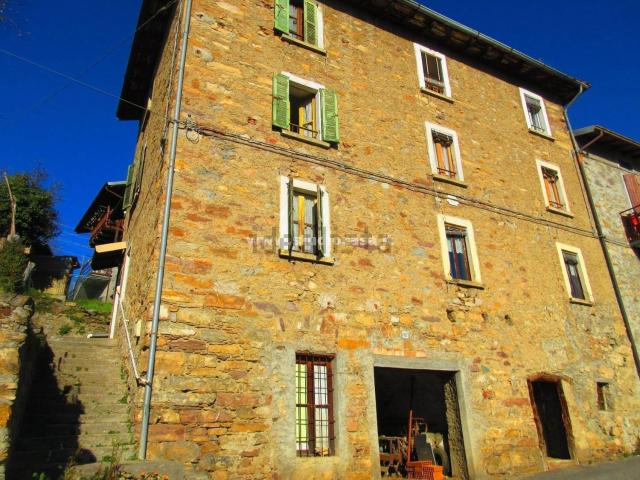 Villetta indipendente in vendita di 150 m² in Via San Gaudenzio