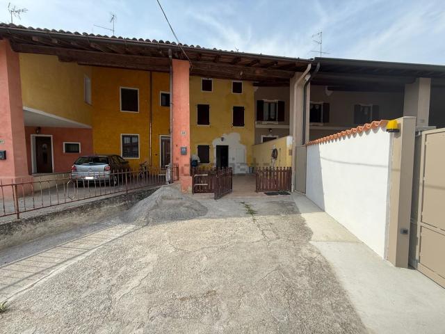 Villetta indipendente in vendita di 150 m² in Via San Giovanni