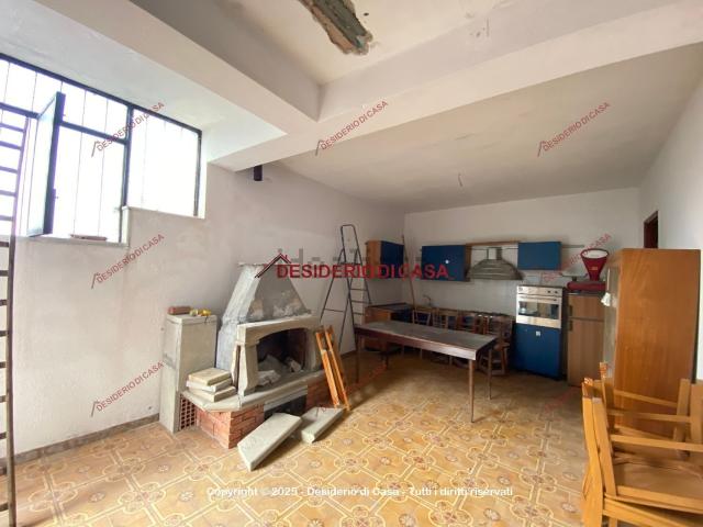 Villetta indipendente in vendita di 150 m² in Via Santa Maria Del Tindari, 1
