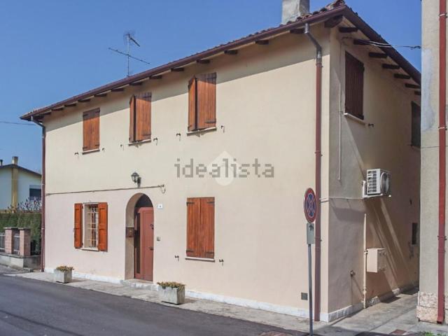 Villetta indipendente in vendita di 150 m² in Via Scuole, 4