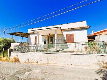 Villetta indipendente in vendita di 150 m² in Via Pantanelle, 17