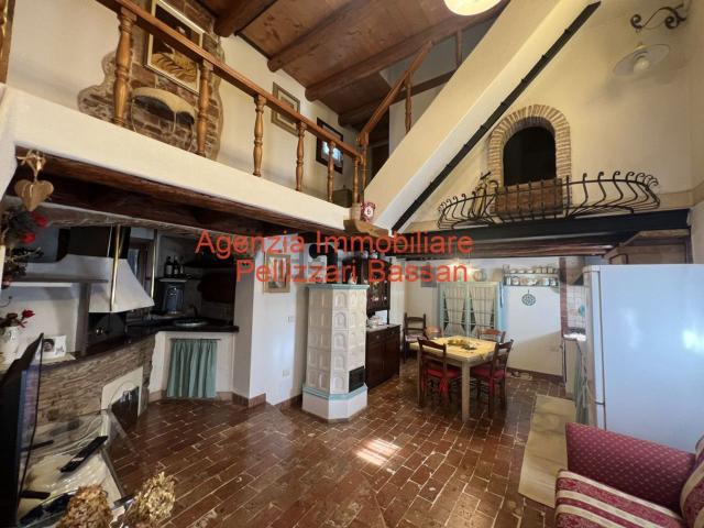 Villetta indipendente in vendita di 150 m² in Via Perosin, 4