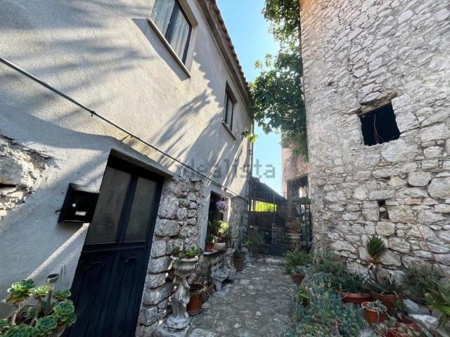 Villetta indipendente in vendita di 150 m² in Via Pietro Gianfrancesco, 9