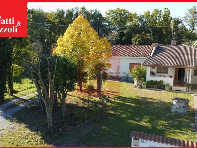 Villetta indipendente in vendita di 150 m² in Via Pralungo, 32