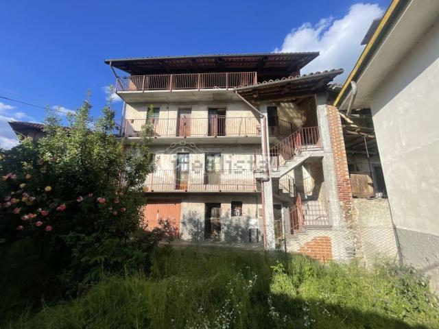 Villetta indipendente in vendita di 150 m² in Via Principe Tommaso, 12