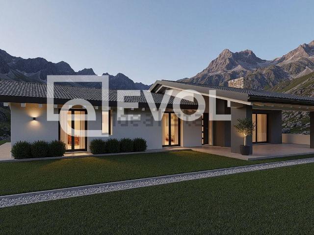 Villetta indipendente in vendita di 150 m² in Via Rodeano