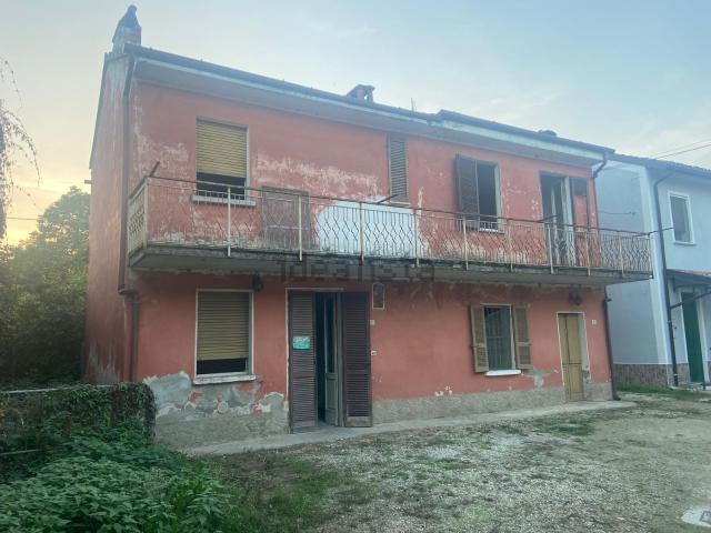 Villetta indipendente in vendita di 150 m² in Via Roma