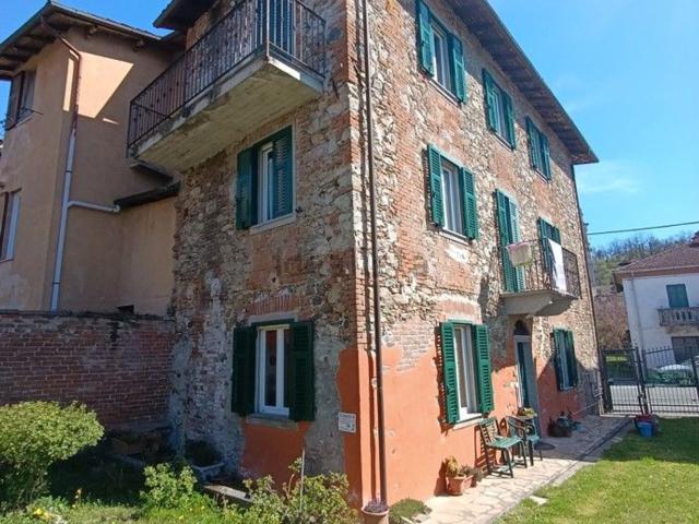 Villetta indipendente in vendita di 150 m² in Via Roma