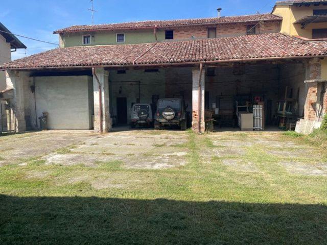 Villetta indipendente in vendita di 150 m² in Via Regona