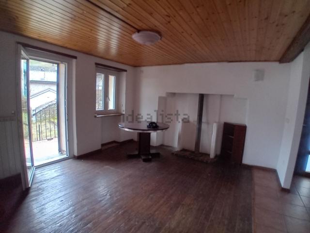 Villetta indipendente in vendita di 150 m² in Via Ticc