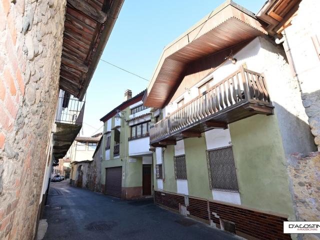 Villetta indipendente in vendita di 150 m² in Via Trento, 11