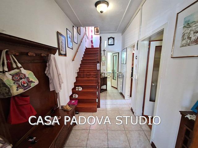 Villetta indipendente in vendita di 150 m² in Via Vigonovese