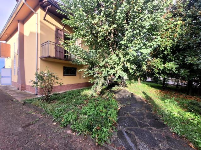 Villetta indipendente in vendita di 150 m² in Via Villa