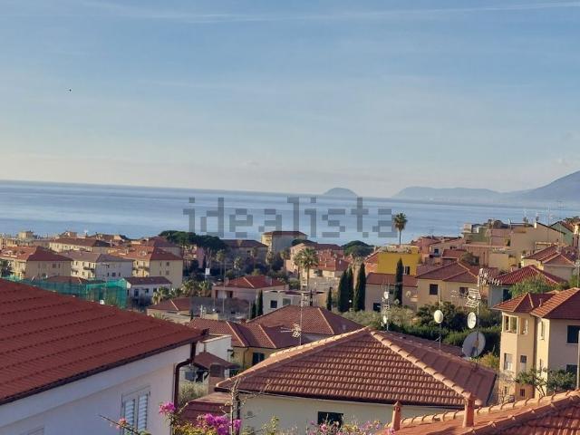 Villetta indipendente in vendita di 150 m² in Via Villaggio del Sole, 17