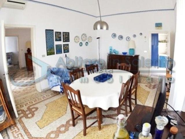 Villetta indipendente in vendita di 150 m² in Via XXIV Maggio