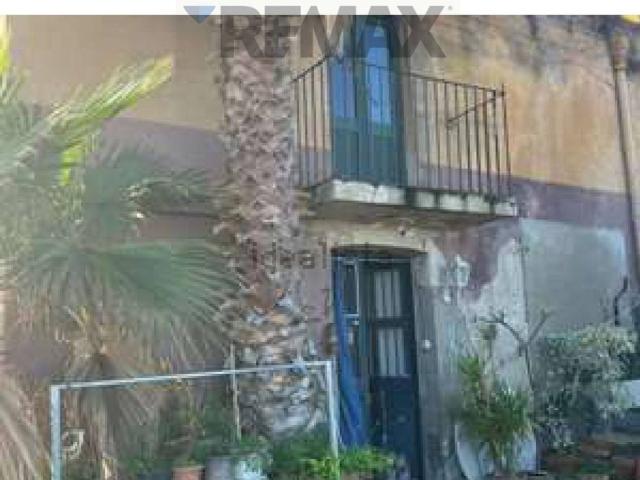 Villetta indipendente in vendita di 150 m² in Vico Peloritani, 4
