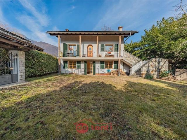Villetta indipendente in vendita di 150 m² in Vicolo delle Prese