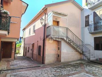 Villetta indipendente in vendita di 150 m² in Vicolo Forno, 24