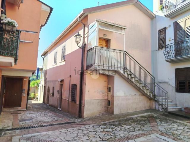 Villetta bifamiliare in vendita di 150 m² in Vico Croce