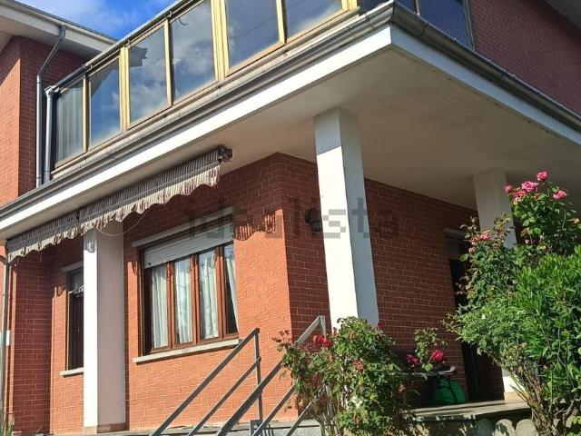 Villetta indipendente in vendita di 150 m² in Vicolo Robilante