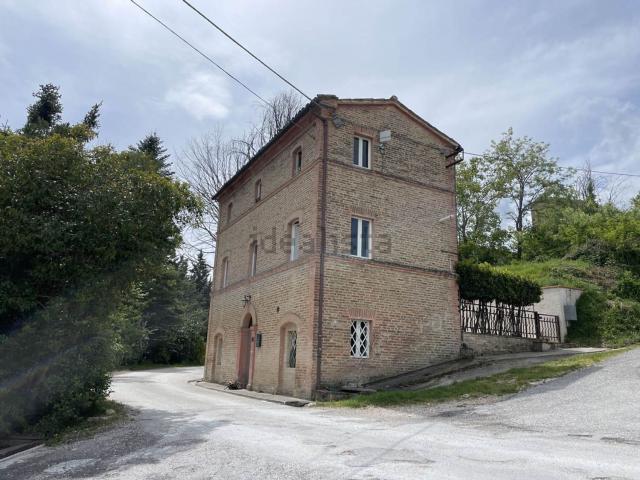 Villetta indipendente in vendita di 150 m² in Contrada Colle, 11