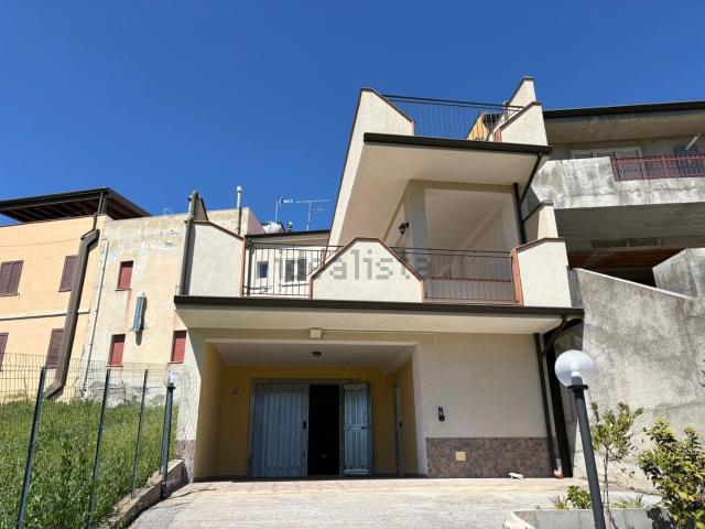 Villetta indipendente in vendita di 150 m² in Contrada Gallo