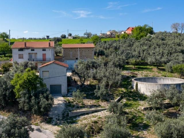 Villetta indipendente in vendita di 150 m² in Contrada Serre, 60