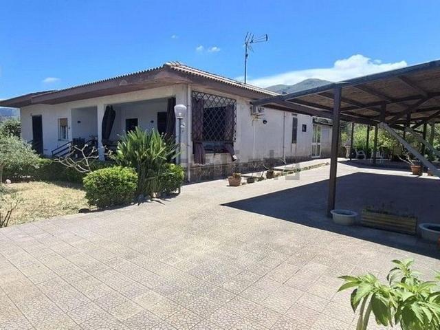 Villetta indipendente in vendita di 150 m² in Corso Italia