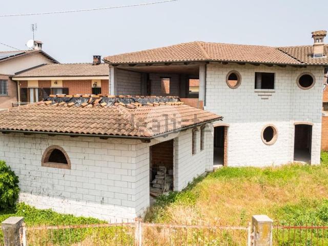 Villetta indipendente in vendita di 150 m² in Frazione Veglia, 80