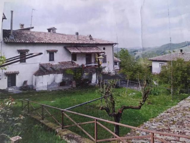 Villetta indipendente in vendita di 150 m² in Frazione Bregne Superiore