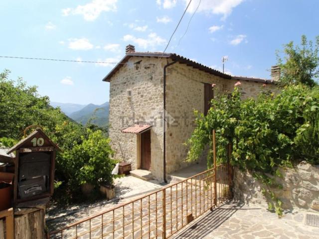Villetta indipendente in vendita di 150 m² in Frazione Pomaro, 10