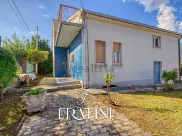 Villetta indipendente in vendita di 150 m² in Frazione Sant&apos Andrea, 34